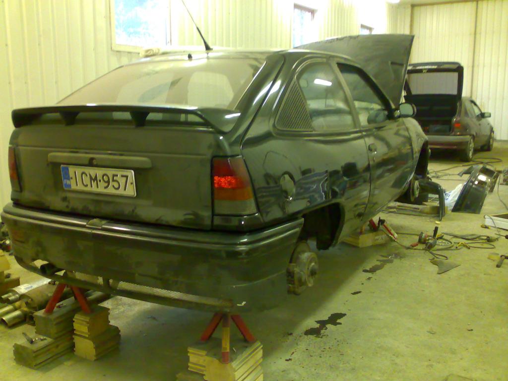 gal/Projektit/GSI_16V_88/081004-05_Kasaamista/04102008274.jpg